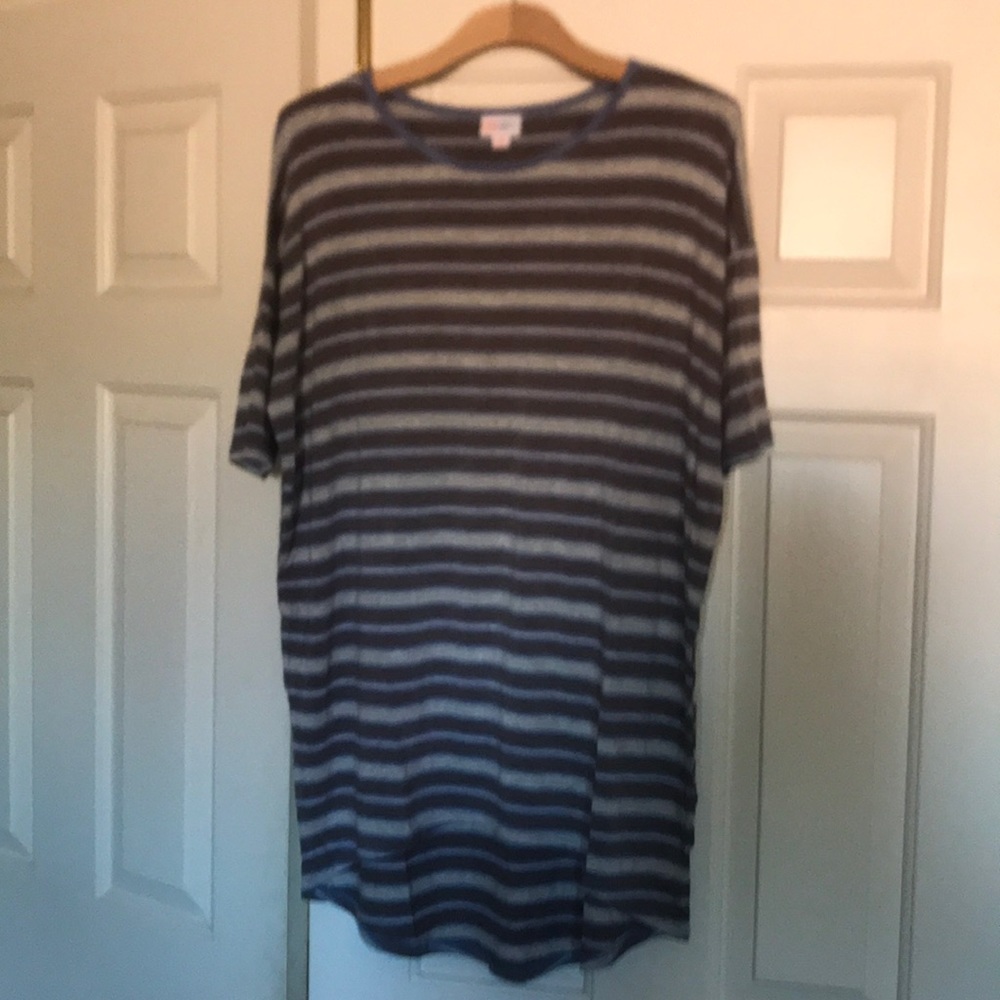 LuLaRoe Irma size XS